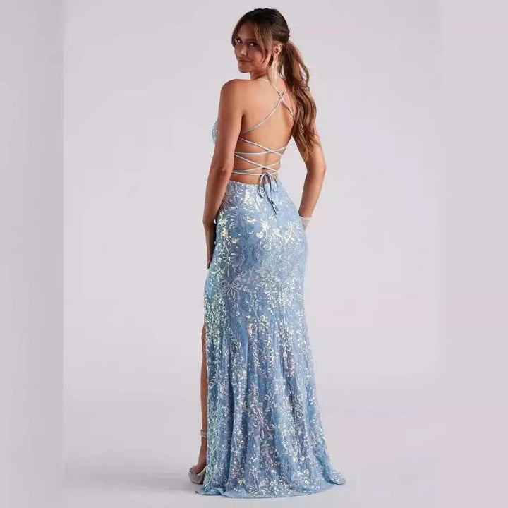 Levoire | Robe de soirée avec des paillettes et un large décolleté