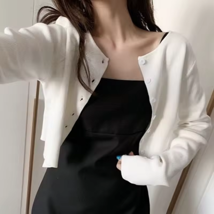 Levoire | Pull court avec boutons