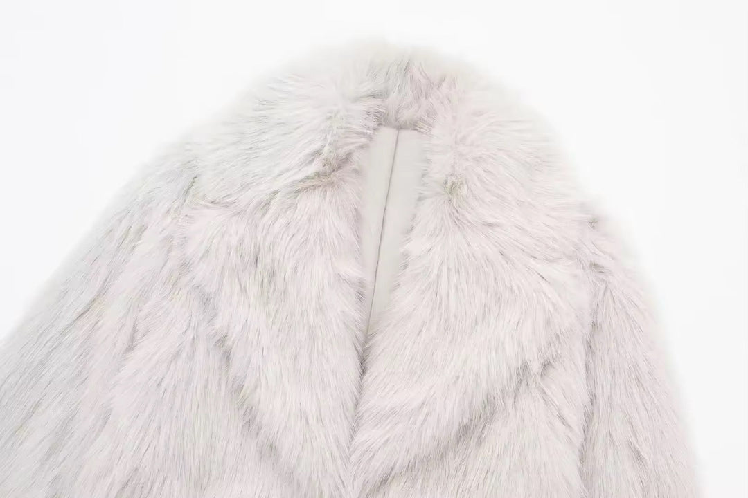 Levoire | Manteau En Fausse Fourrure Blanche Élégant