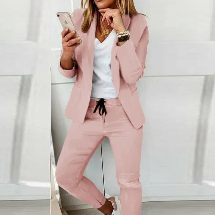 Levoire | Costume Féminin Élégant Rose