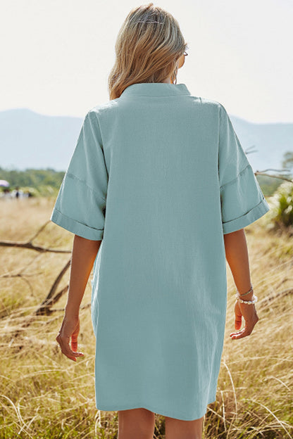 Levoire | Robe décontractée A-ligne à col en V unie