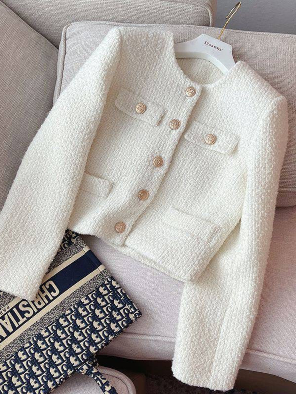 Levoire | Élégant Cardigan En Tweed Beige