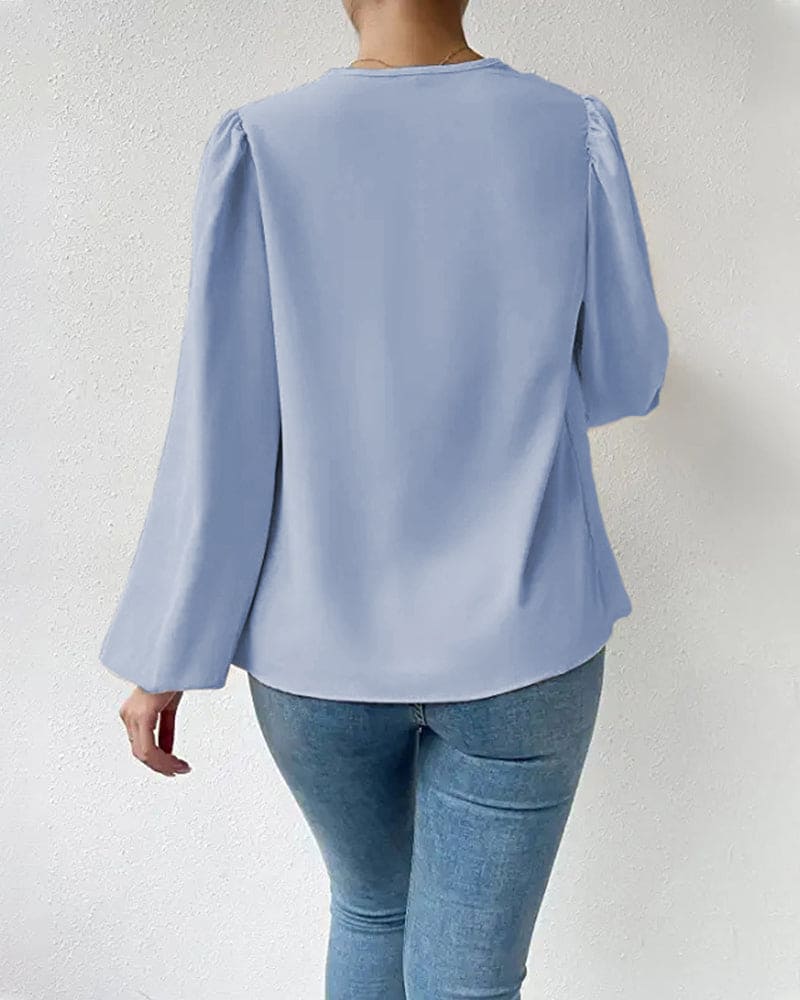 Levoire | Une Blouse Unicolore Avec Décolleté En V