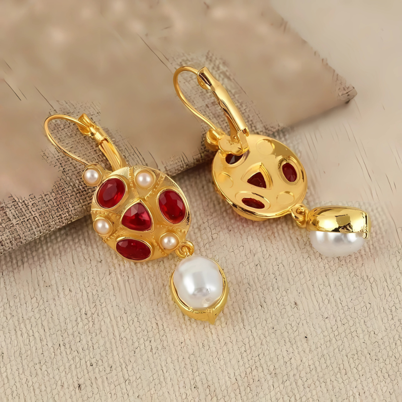 Levoire | Décorations En Pierres Précieuses Rouges Boucles D'Oreilles Dorées En Forme De Goutte