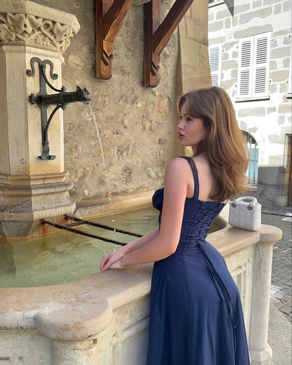 Levoire | Élégante robe midi longue bleue