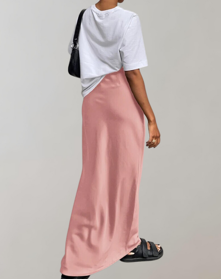 Levoire - Élégant Satin Noir Trompette Rosa