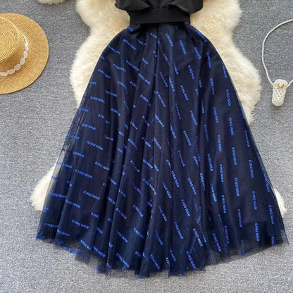 Levoire | Robe femme avec décolleté en V en couleur contrastante