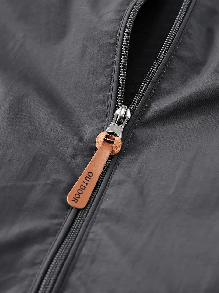 Levoire | Veste imperméable et coupe-vent avec capuche