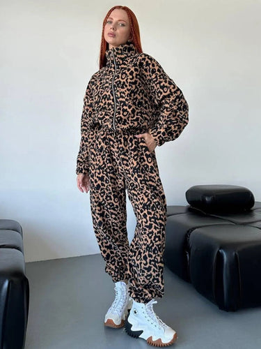 Levoire | Pull à fermeture éclair parfait et pantalon à motif léopard
