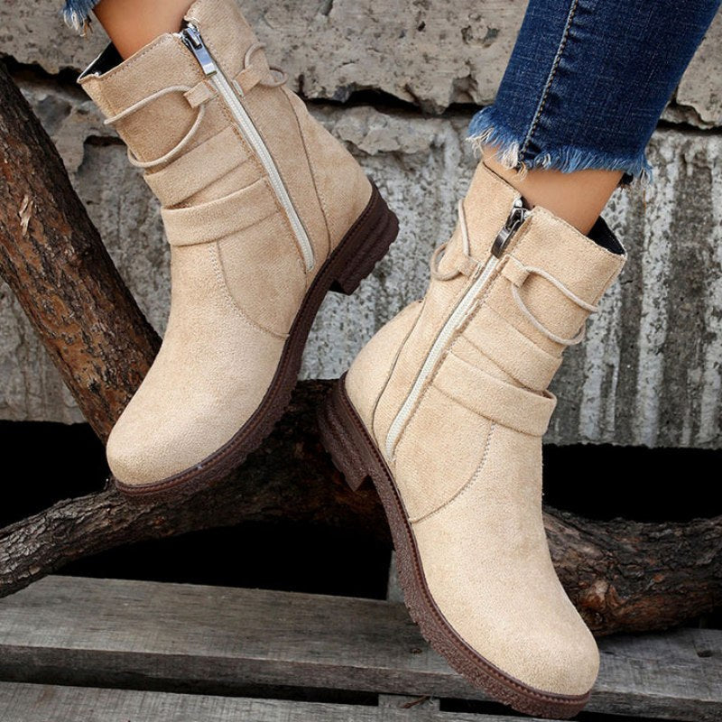 Levoire | Bottes À Talons Hauts Luxueuses Avec Bout Rond Et Boucles Pour Femmes