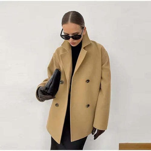 Levoire | Manteau En Camel Classique Avec Pattes De Boutonnage Doubles