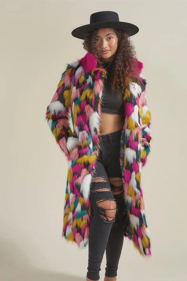 Levoire | Peignoir en fausse fourrure pour femmes de taille moyenne multicolore