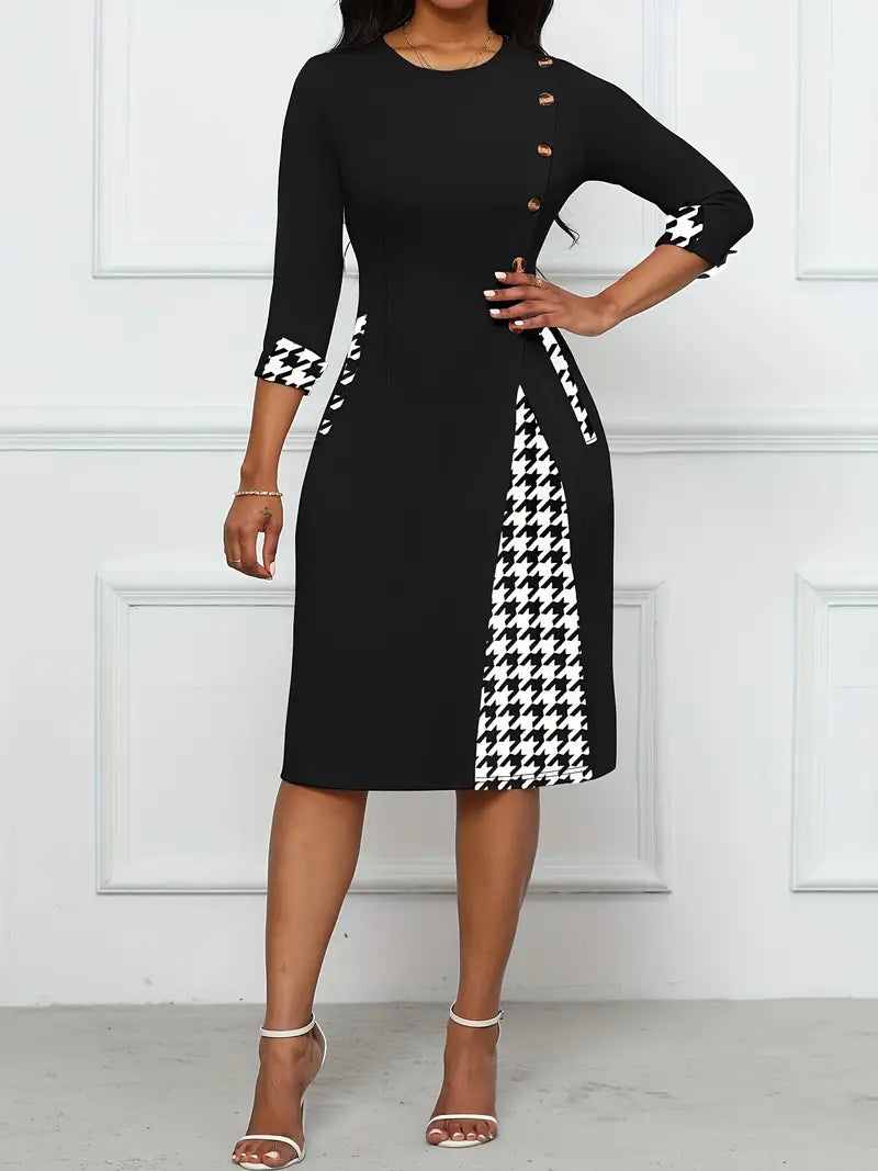 Levoire | Robe Élégante Avec Col Rond Et Décoration De Boutons