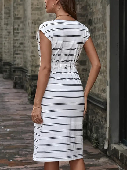 Levoire | Robe À Imprimé Rayé Et Encolure Ronde