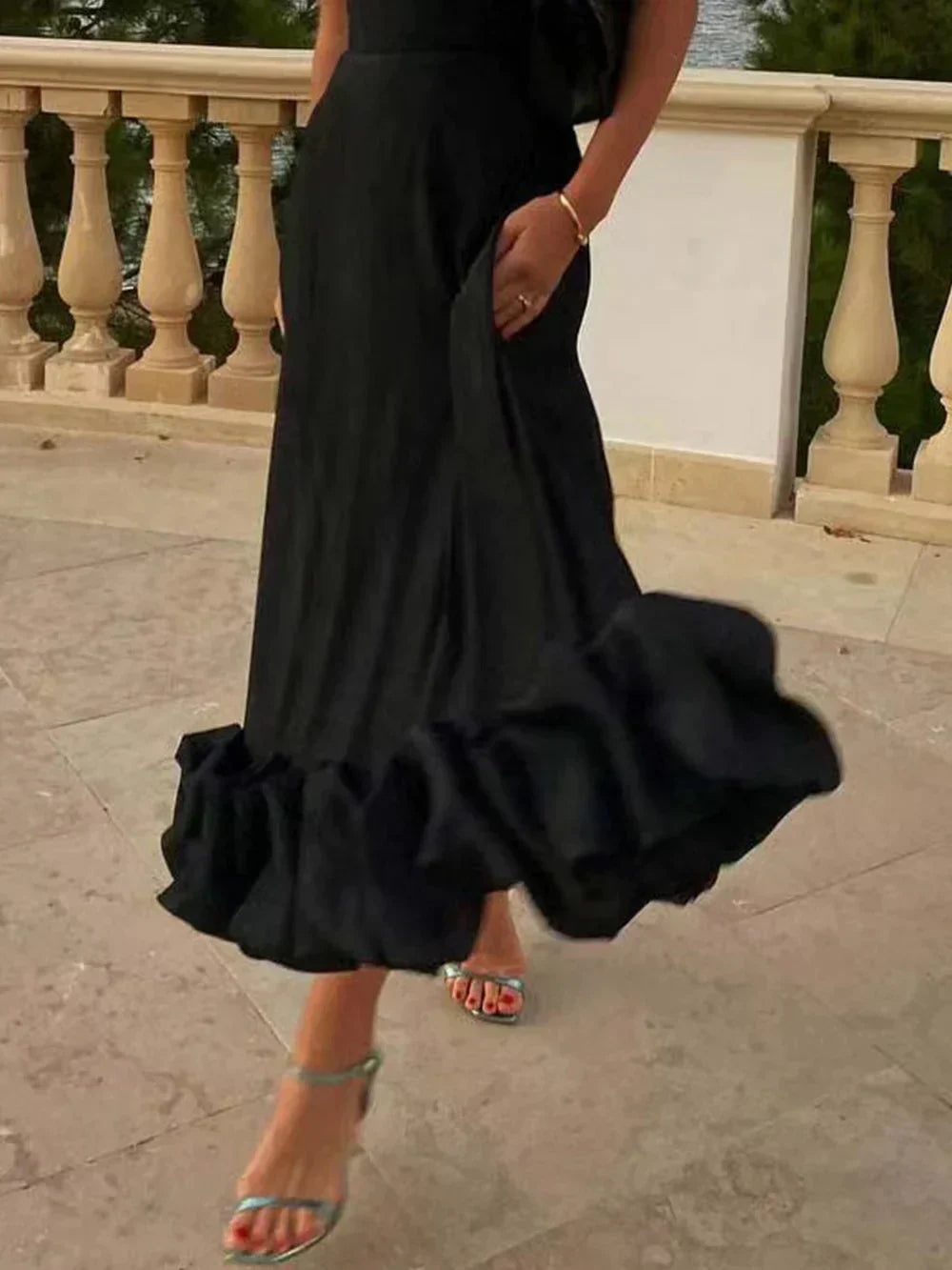 Levoire | Robe midi avec volant et bustier