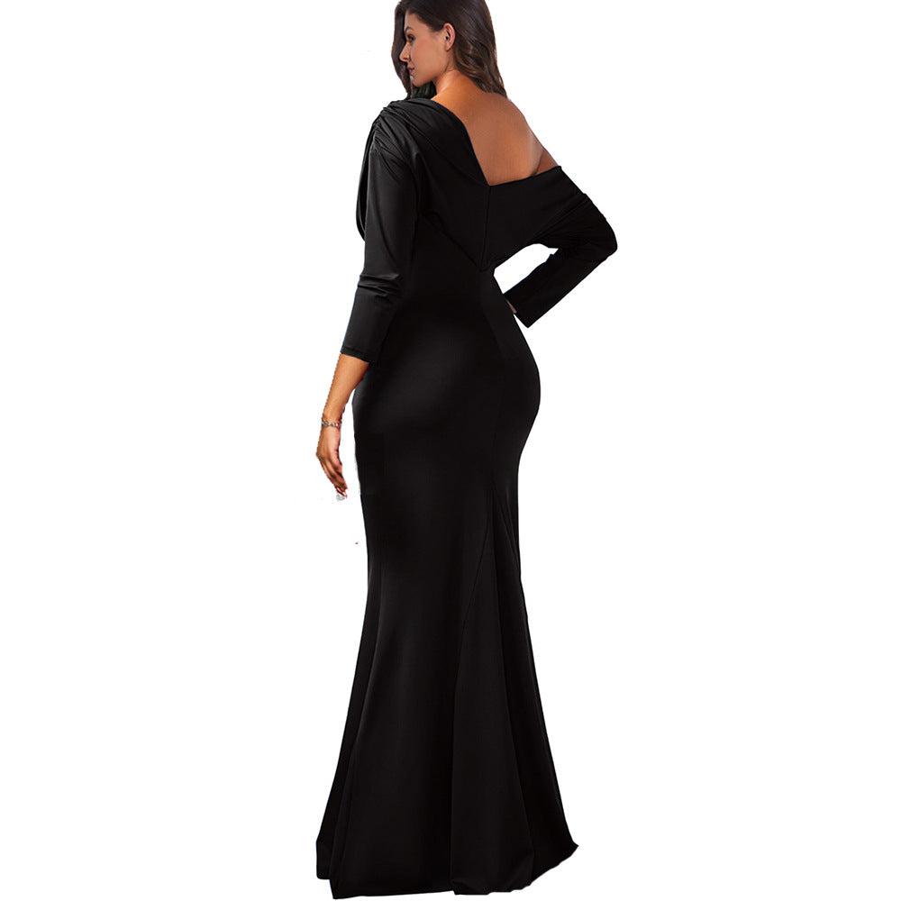 Levoire | Robe de soirée plissée à manches longues