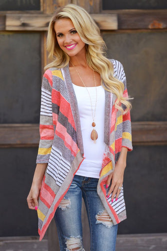 Cardigan pour femmes avec coupe asymétrique et motif de rayures colorées Levoire