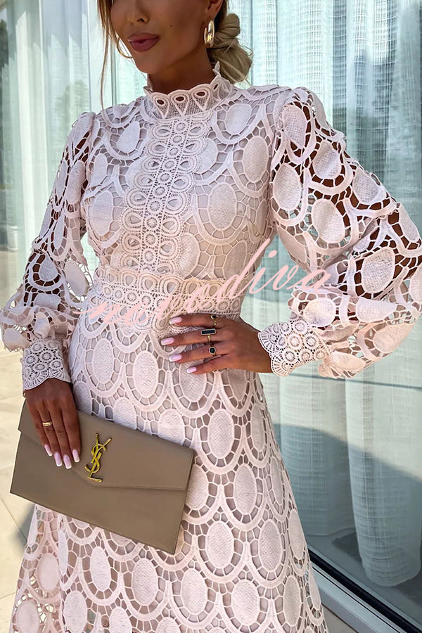 Levoire | Robe en dentelle romantique Abricot