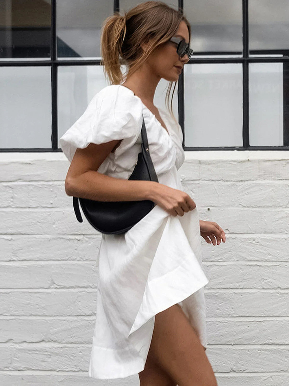 Levoire | Robe Décolletée En V À Manches Bouffantes Et Dos Nu