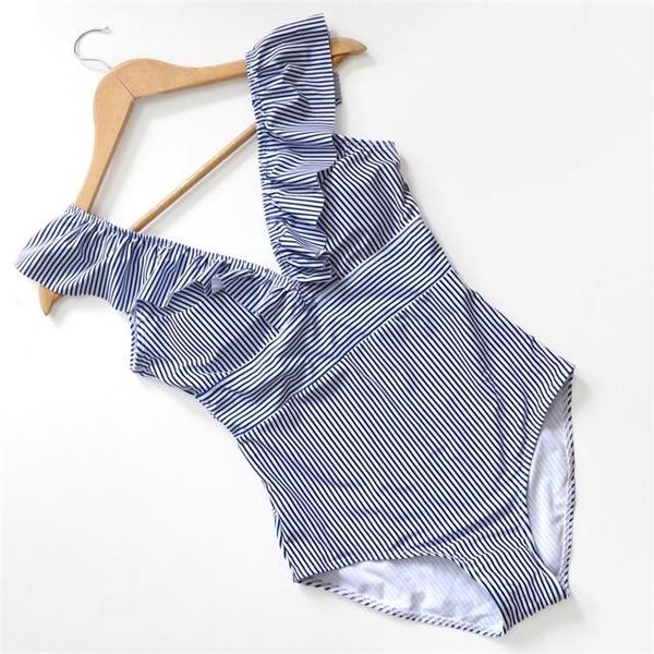 Levoire | Un Maillot De Bain Élégant Pour Femmes