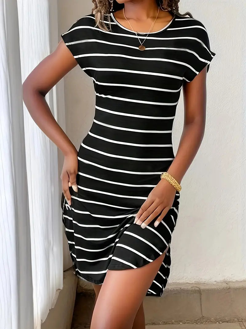 Levoire | Robe Rayée Fendue Avec Encolure Ronde