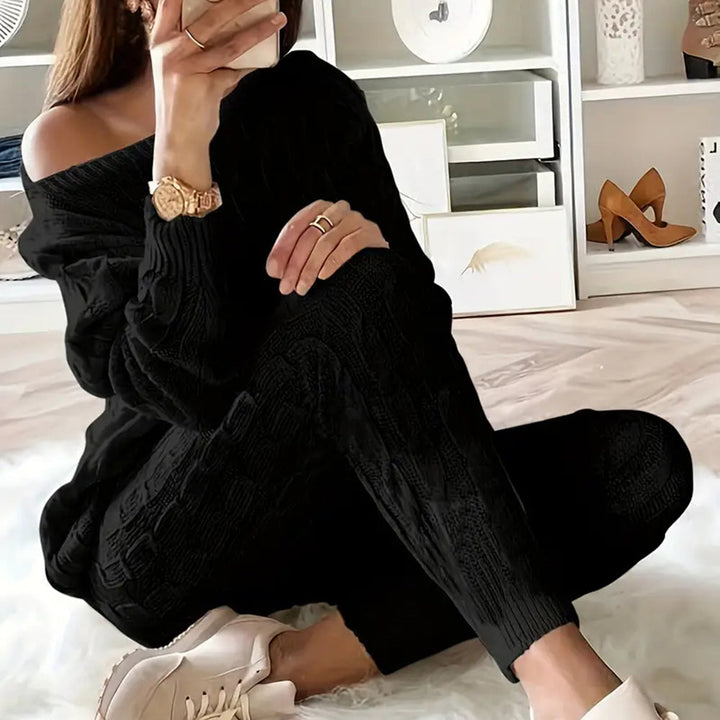 Levoire | Pull-over et ensemble de pantalons Noir