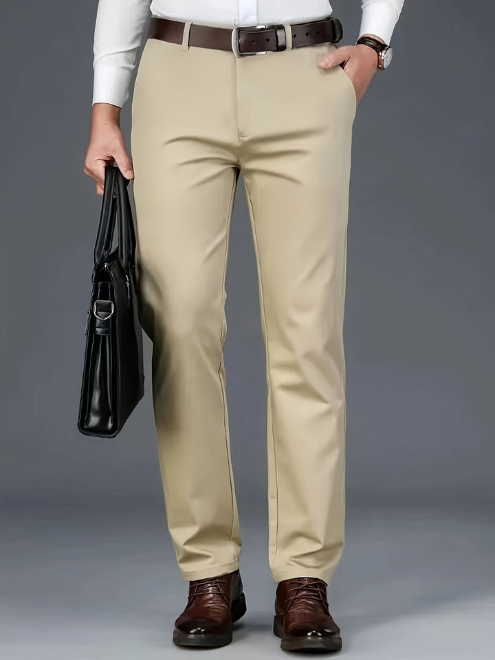 Levoire | Combinaison Élégante Pour Homme En Tissu Élastique Avec Un Design Uni Couleur Kerma