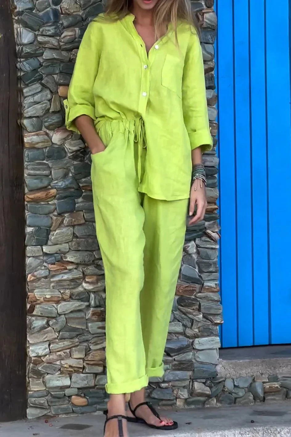 Levoire | T-Shirt Décontracté À Col En V & Ensemble Pantalon En Coton-Lin Vert
