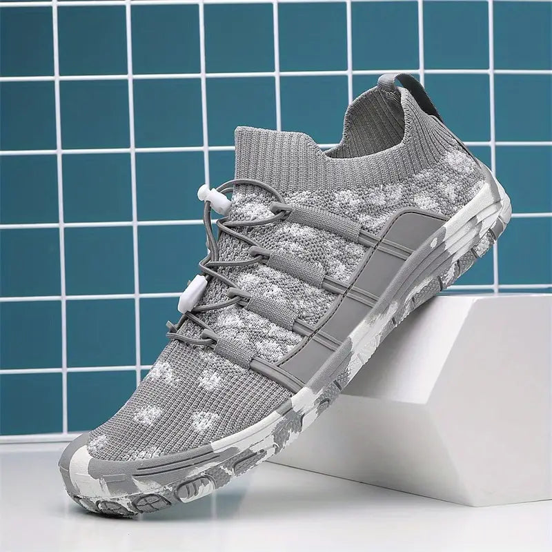 Levoire | Chaussures avec Confort Respirant et Semelle Antidérapante pour Tous les Jours Gris clair