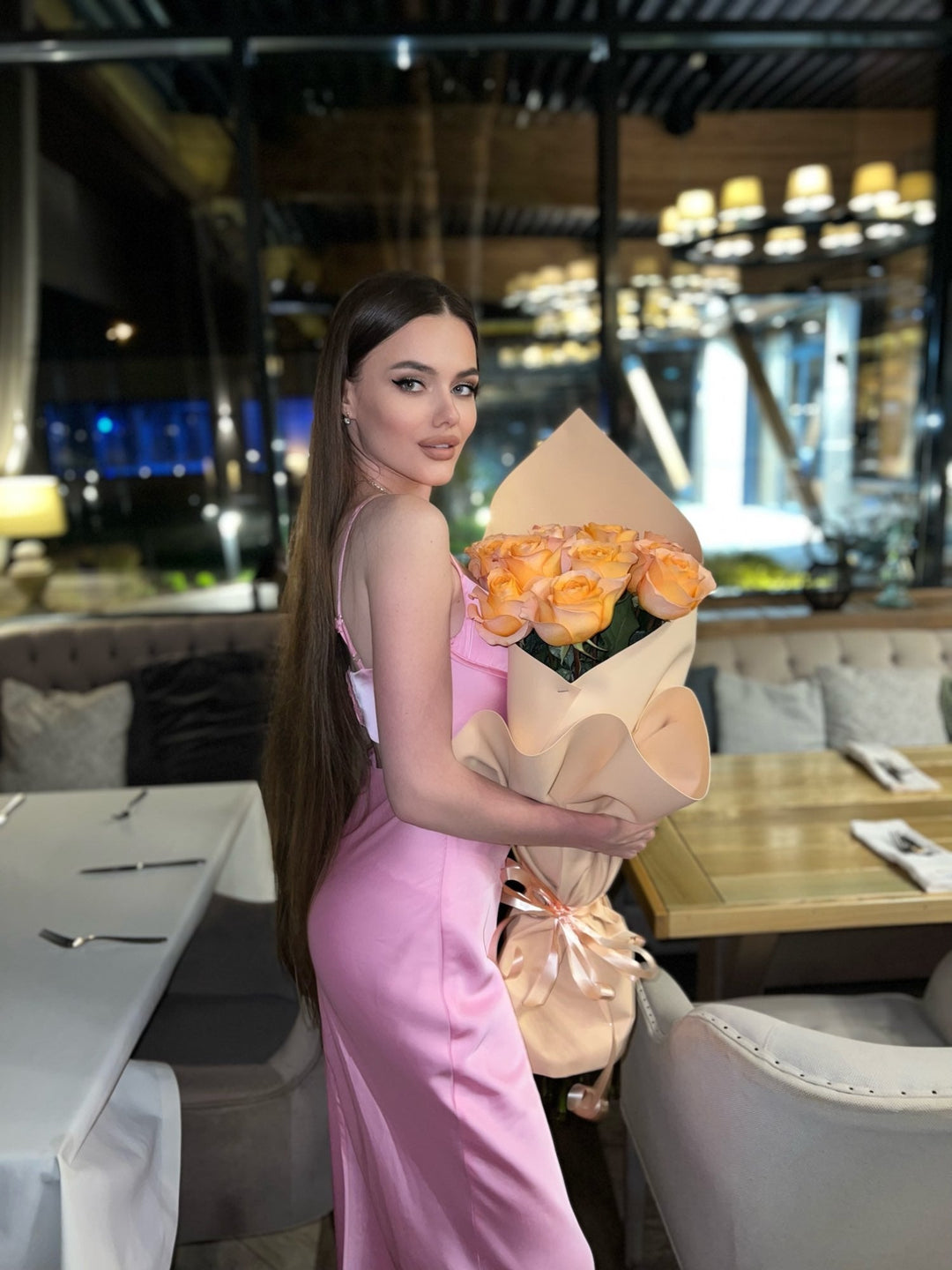 Levoire | Satin Sans Épaules Dos U Fente Midi Robe