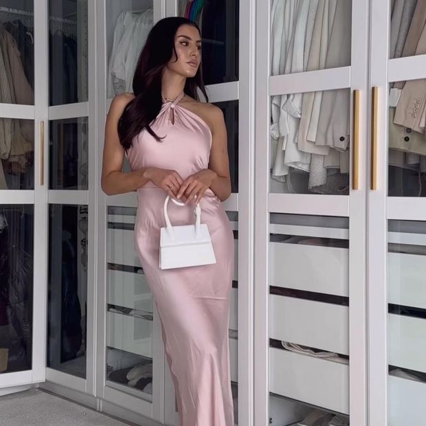 Levoire | Robe Maxi Décolletée Sans Dos En Satin