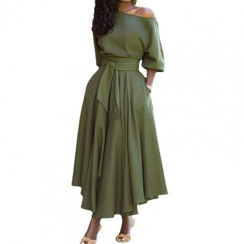 Levoire | Robe Élégante À Fente vert
