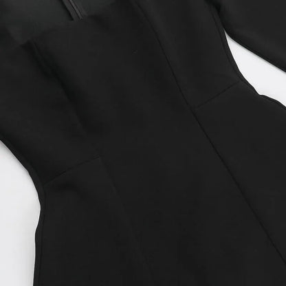 Levoire | Robe à manches longues avec col carré, Slim Fit