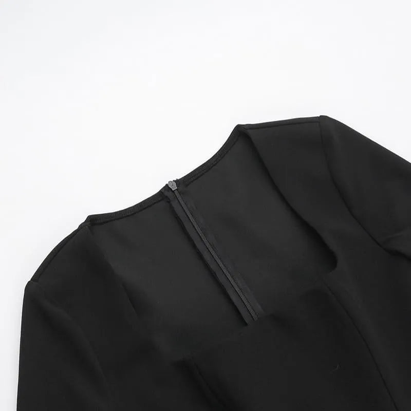 Levoire | Robe à manches longues avec col carré, Slim Fit
