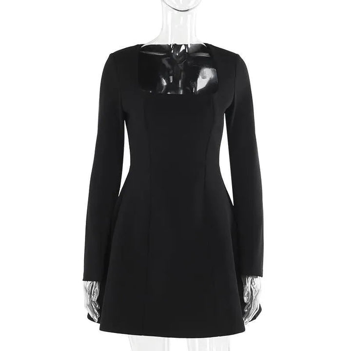 Levoire | Robe à manches longues avec col carré, Slim Fit