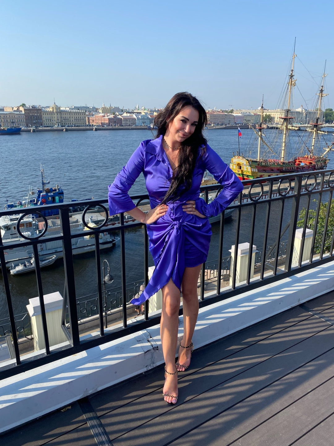 Levoire | Satin Manches Longues Bandage Robes Mini