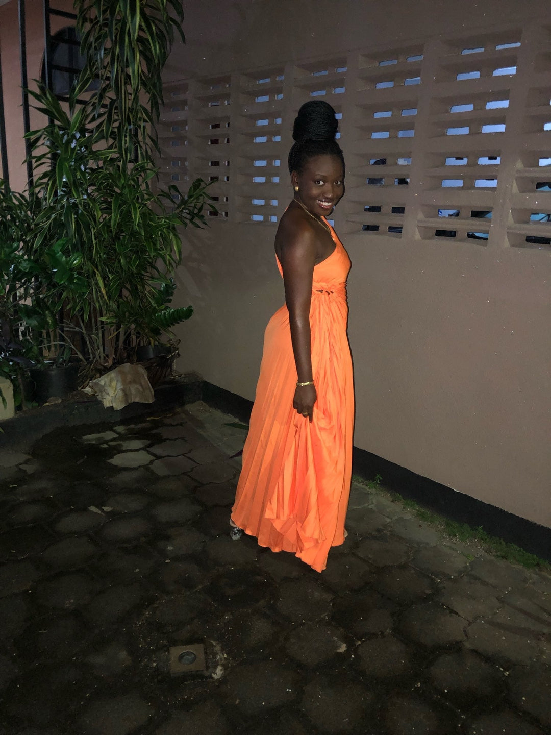 Levoire | Une Robe Maxi Plissée Irrégulière Sans Bretelles