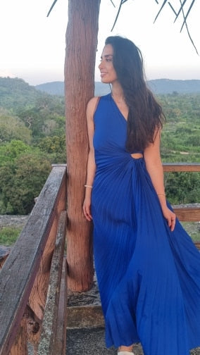 Levoire | Une Robe Maxi Plissée Irrégulière Sans Bretelles
