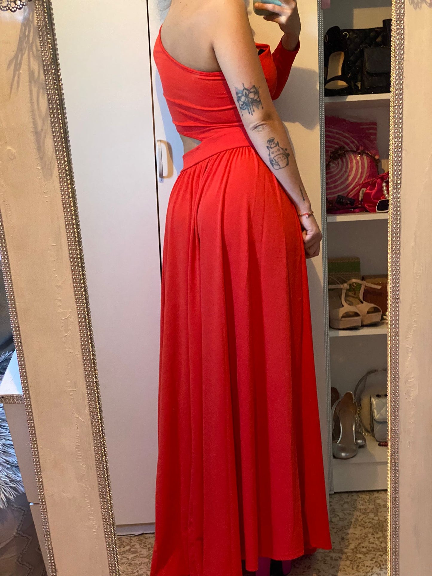 Levoire | Robe À Une Épaule À Manches Longues Avec Motif Découpé