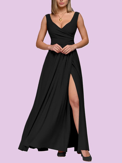 Levoire | Robe Maxi Élégante Avec Décolleté En V Profond Et Fente Noir