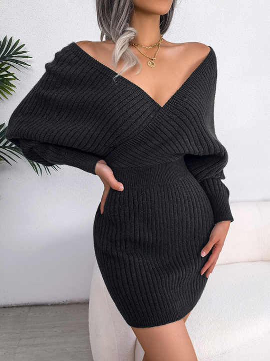 Levoire | Robe Pull Côtelée Élégante Avec Décolleté En V Noir