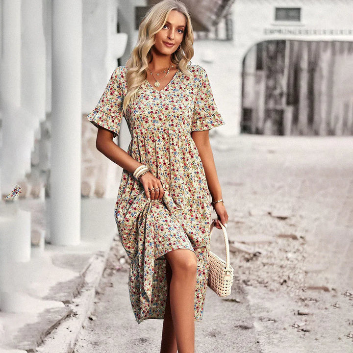 Levoire | Robe D'Été Ludique En Abricot Avec Imprimé Floral Abricot