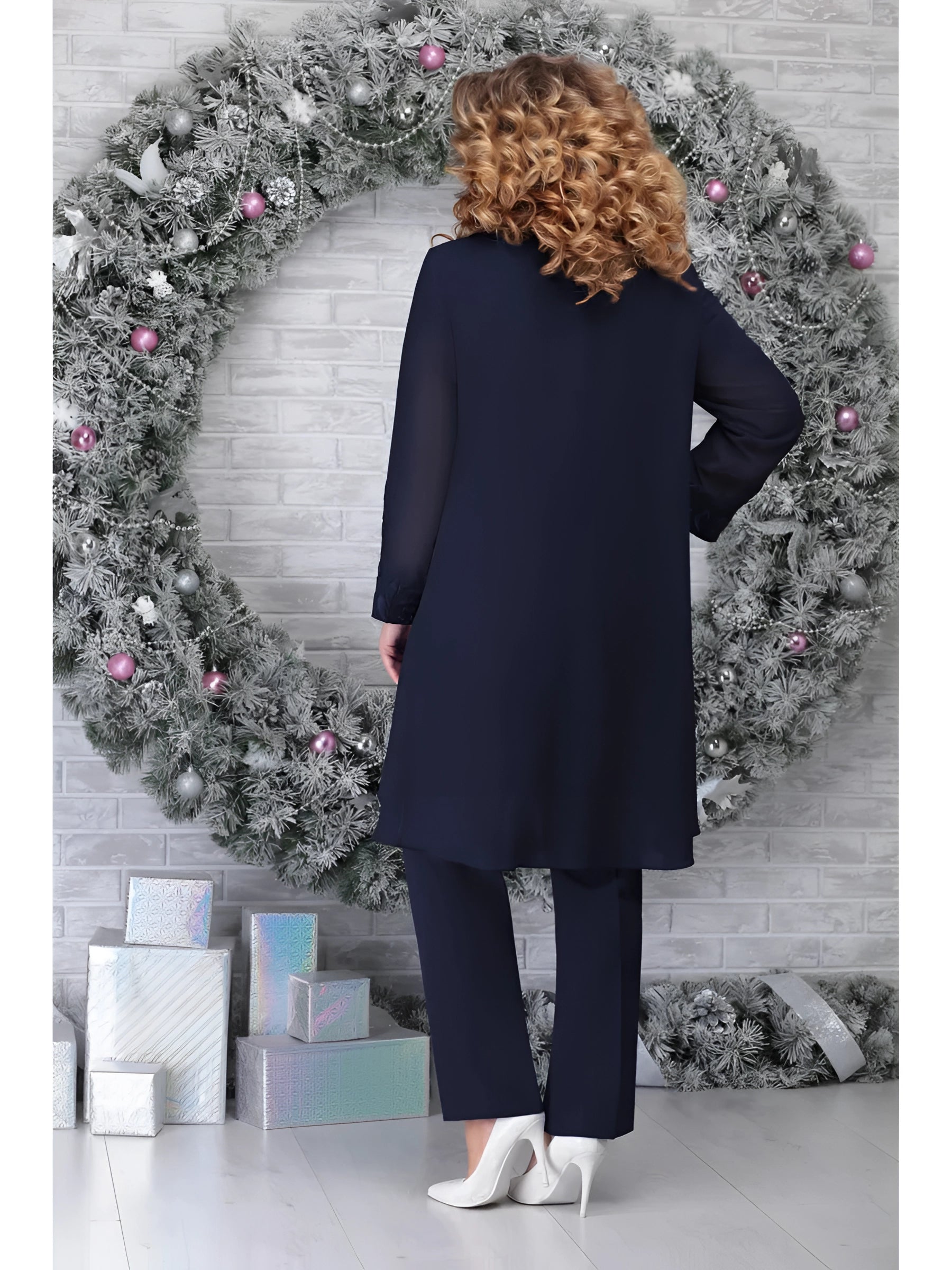 Levoire | Robe À Manches Longues En V Brodée