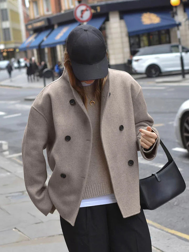 Levoire | Manteau Élégant À Boutonnage Surhumain