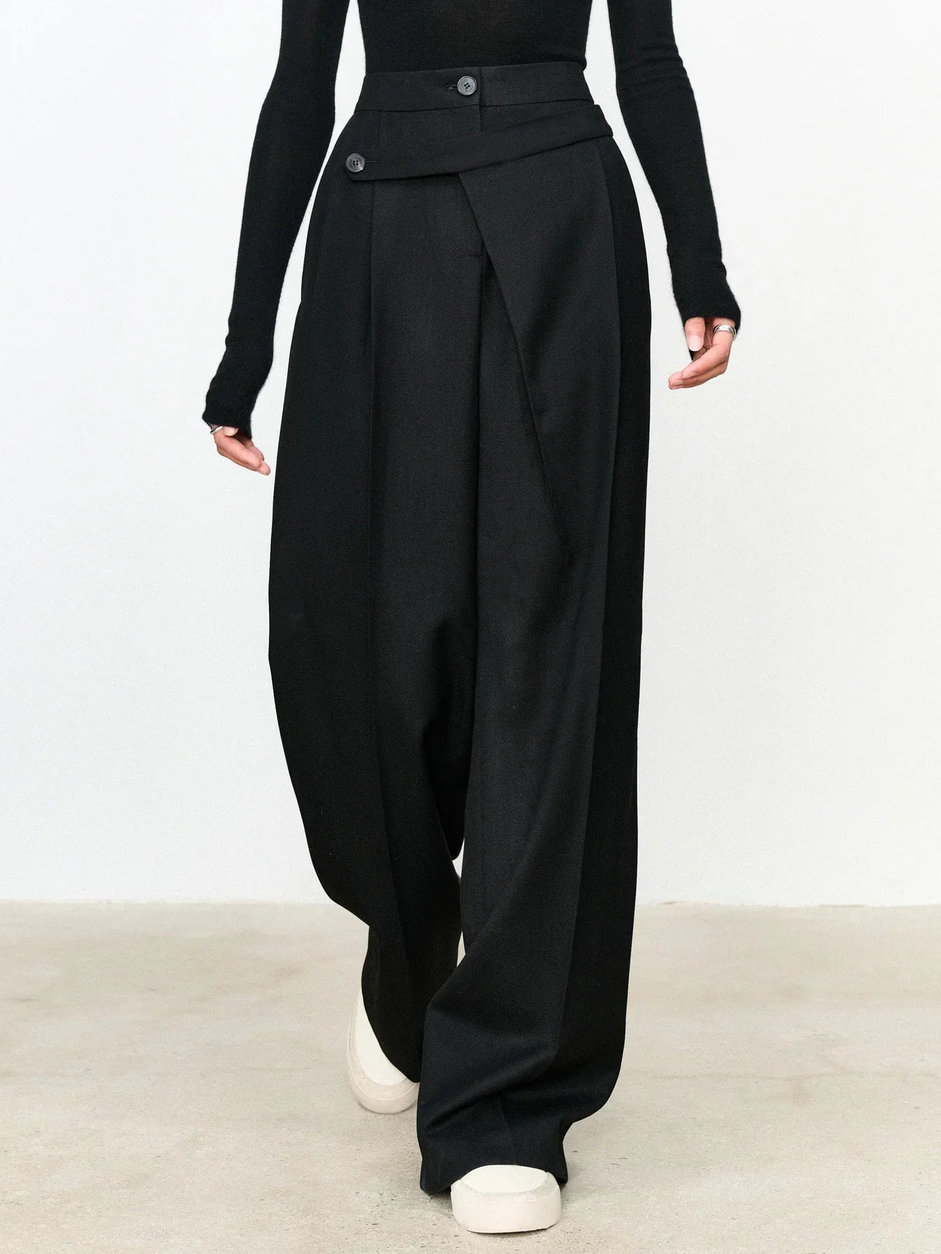Levoire | Layer-Button Coupe Droite Robe Pantalon Noir
