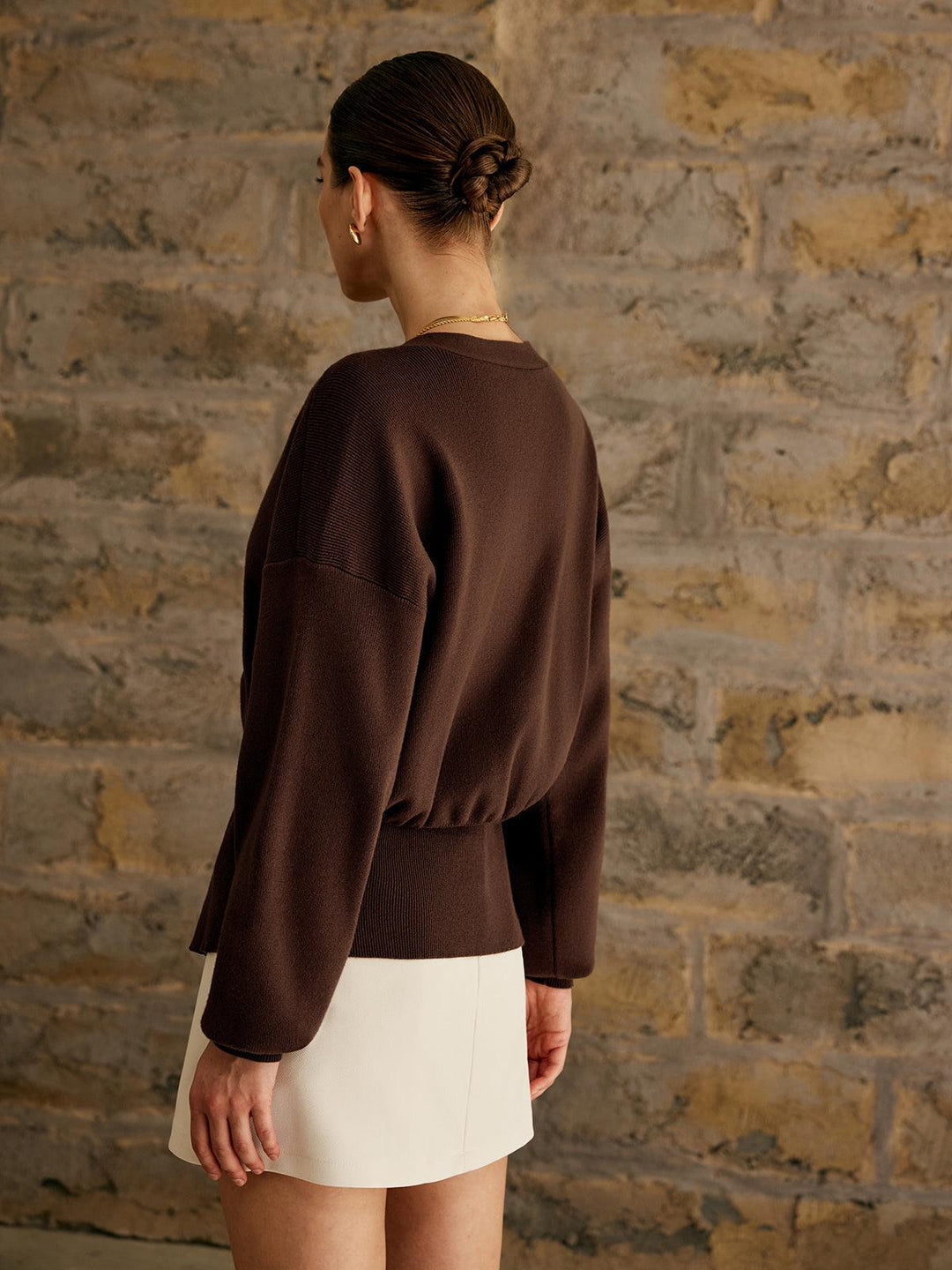 Levoire | Gilet Uni Avec Boutonnière Dorée Pour Femmes