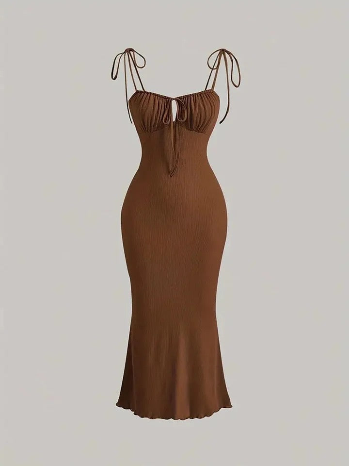 Levoire | Robe À Bretelles Brune Avec Fronces Et Décolleté En Forme De Clé