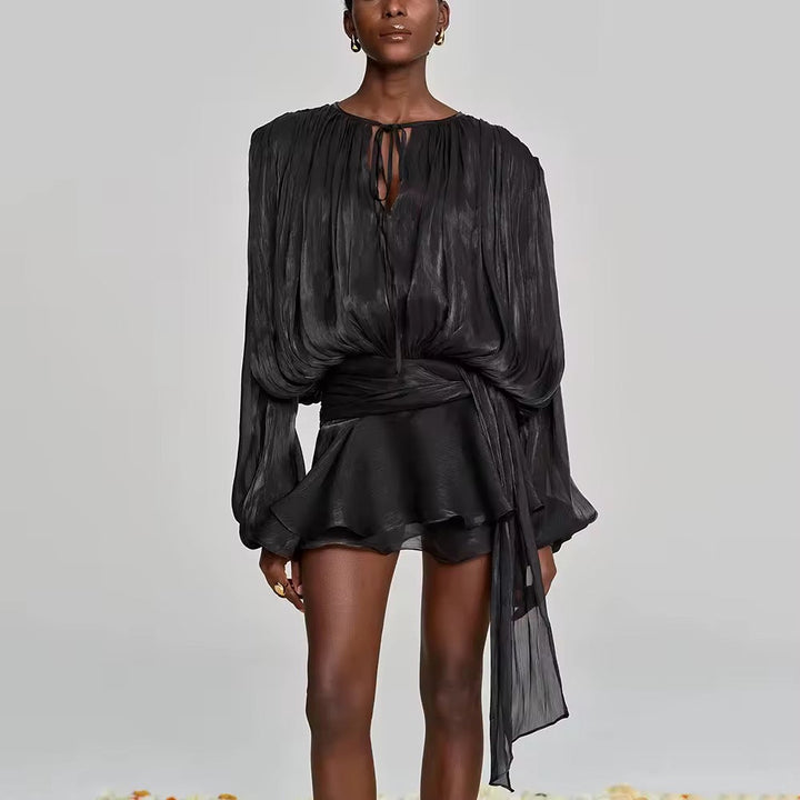 Levoire | Blouse Plissée Élégante Avec Ceinture Et Mini-Jupe À Volants