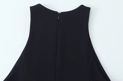 Levoire | Robe Noire Avec Jupe Plissée Et Ceintures À La Taille