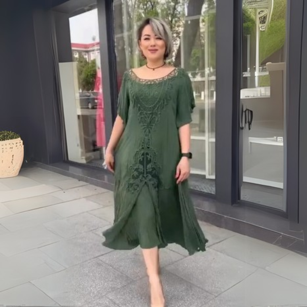 Levoire | Robe Brodée Chic En Tissu Léger Vert